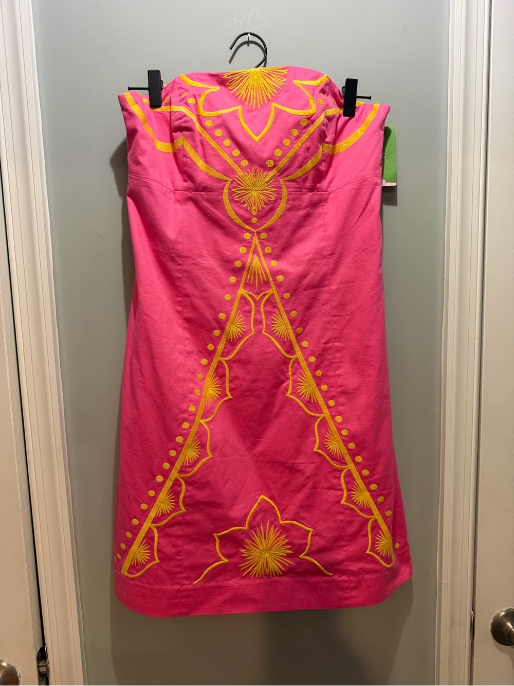 Lilly Pulitzer Boden Hotty Pink Strapless Dress with Yellow Embroidery